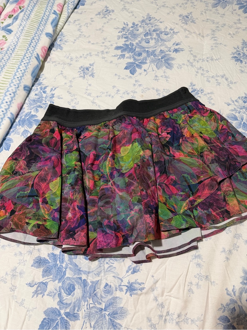Lululemon Court Rival High-Rise Skirt Size 12